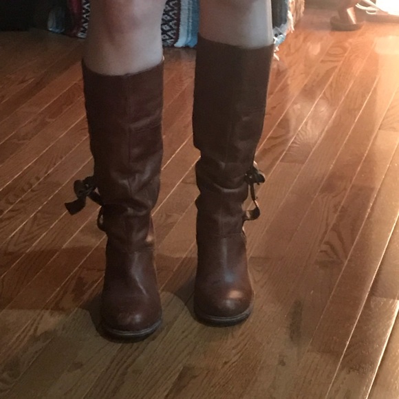 Leather boots, size 10 - Picture 4 of 5
